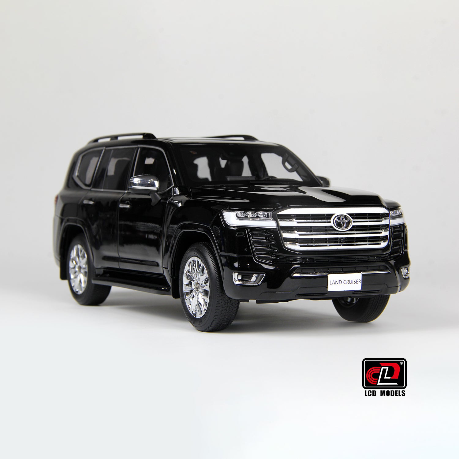 LCD Model 1:18 Toyota Land Cruiser 300-ZX Black color