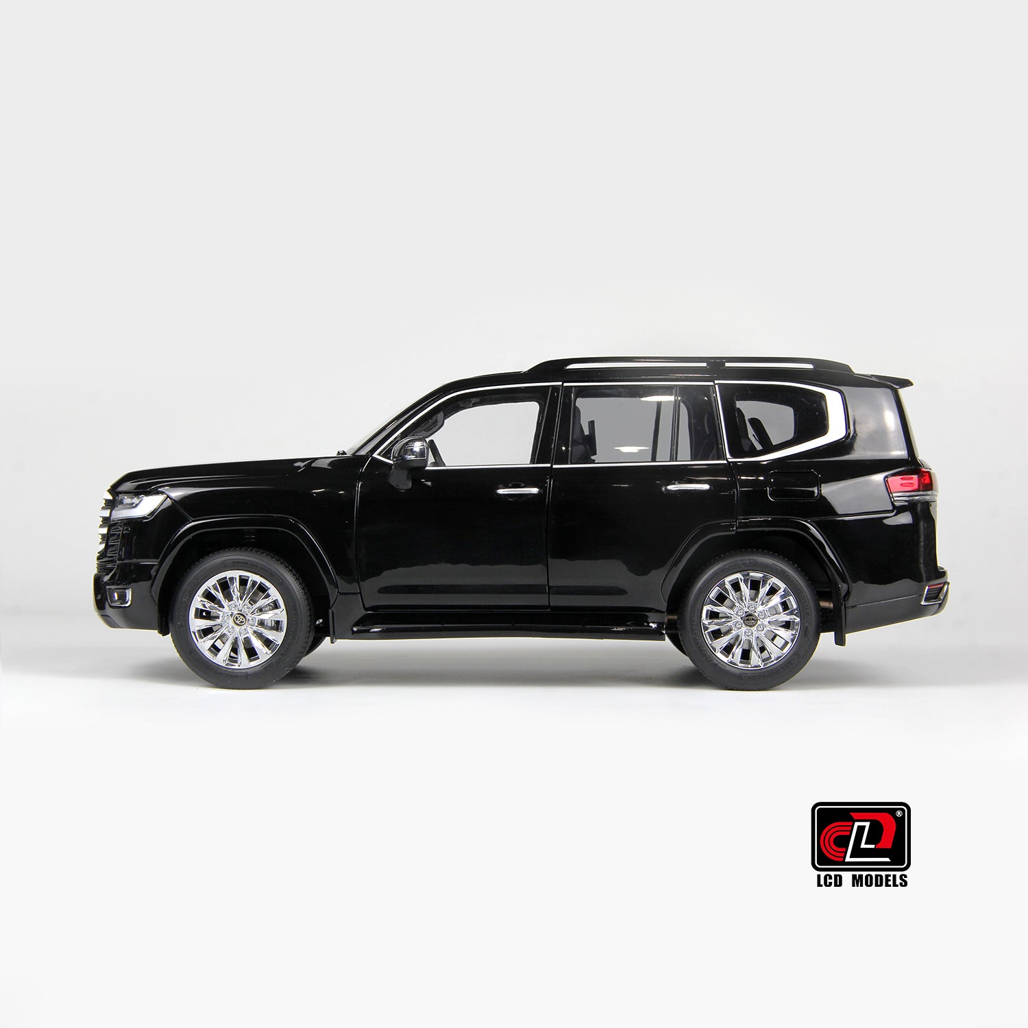 LCD Model 1:18 Toyota Land Cruiser 300-ZX Black color