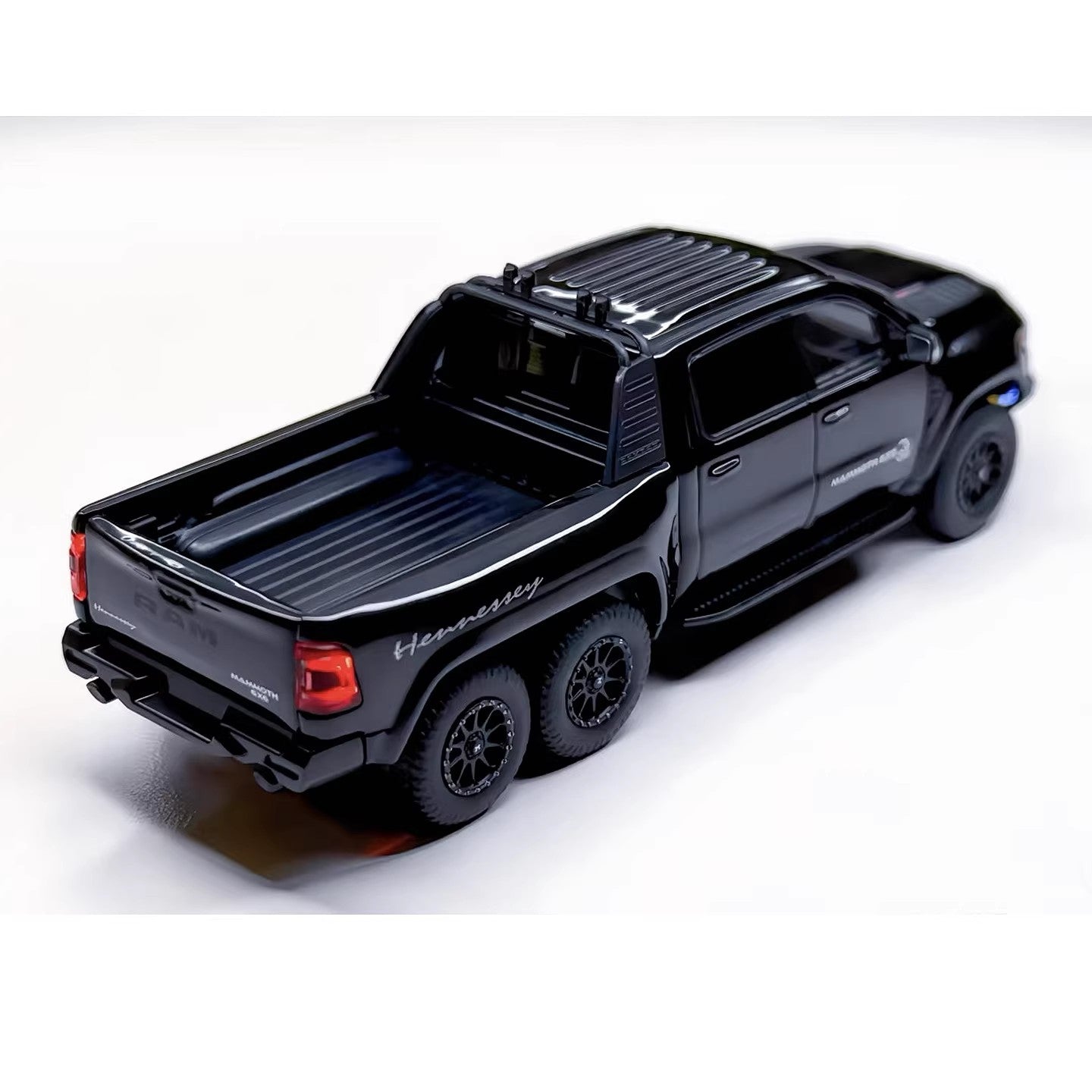 596 Model 1:64 Dodge Ram 1500 Trx 6x6 Hennessey Mammoth