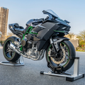 1:6 Kawasaki Ninja H2R Miniature Simulation Bike Model - Silver/Black Edition
